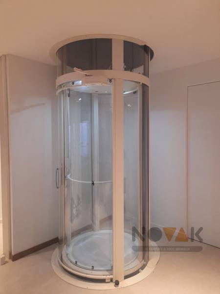 Installation d'un ascenseur électrique résidentiel dans un appartement à Cannes (06) dans les Alpes Maritimes en région PACA