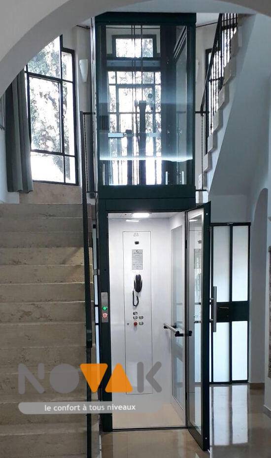 Ascenseur un étage 2 niveaux pour particuliers à Embrun (05) et toute la région PACA