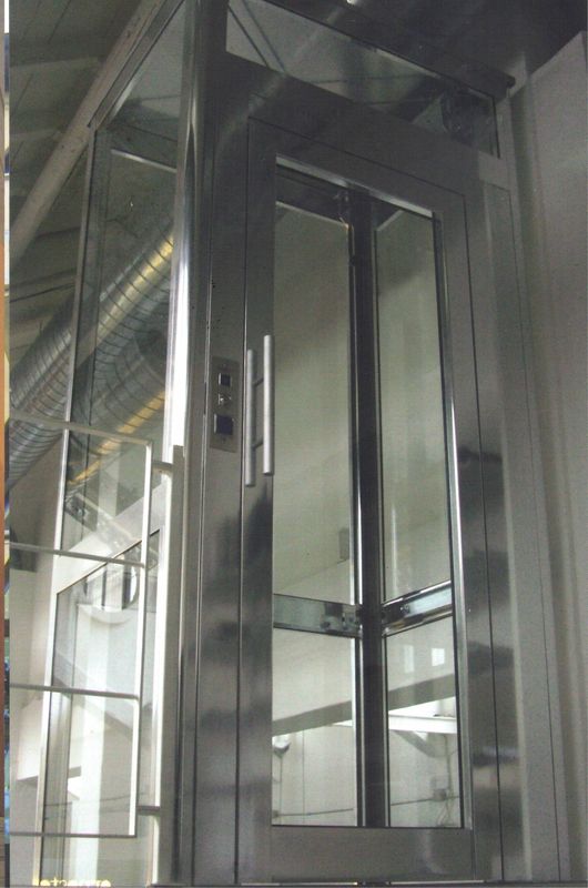 Ascenseur privatif strucure autoportante intérieur d'habitat PACA