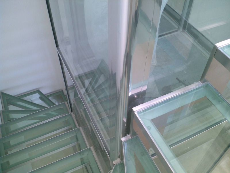 Installer un ascenseur pour particulier dans une maison individuelle du CANNET Alpes Maritimes