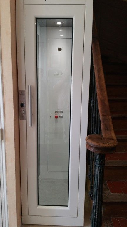 Installation petit ascenseur privatif dans une villa de Toulon dans le VAR